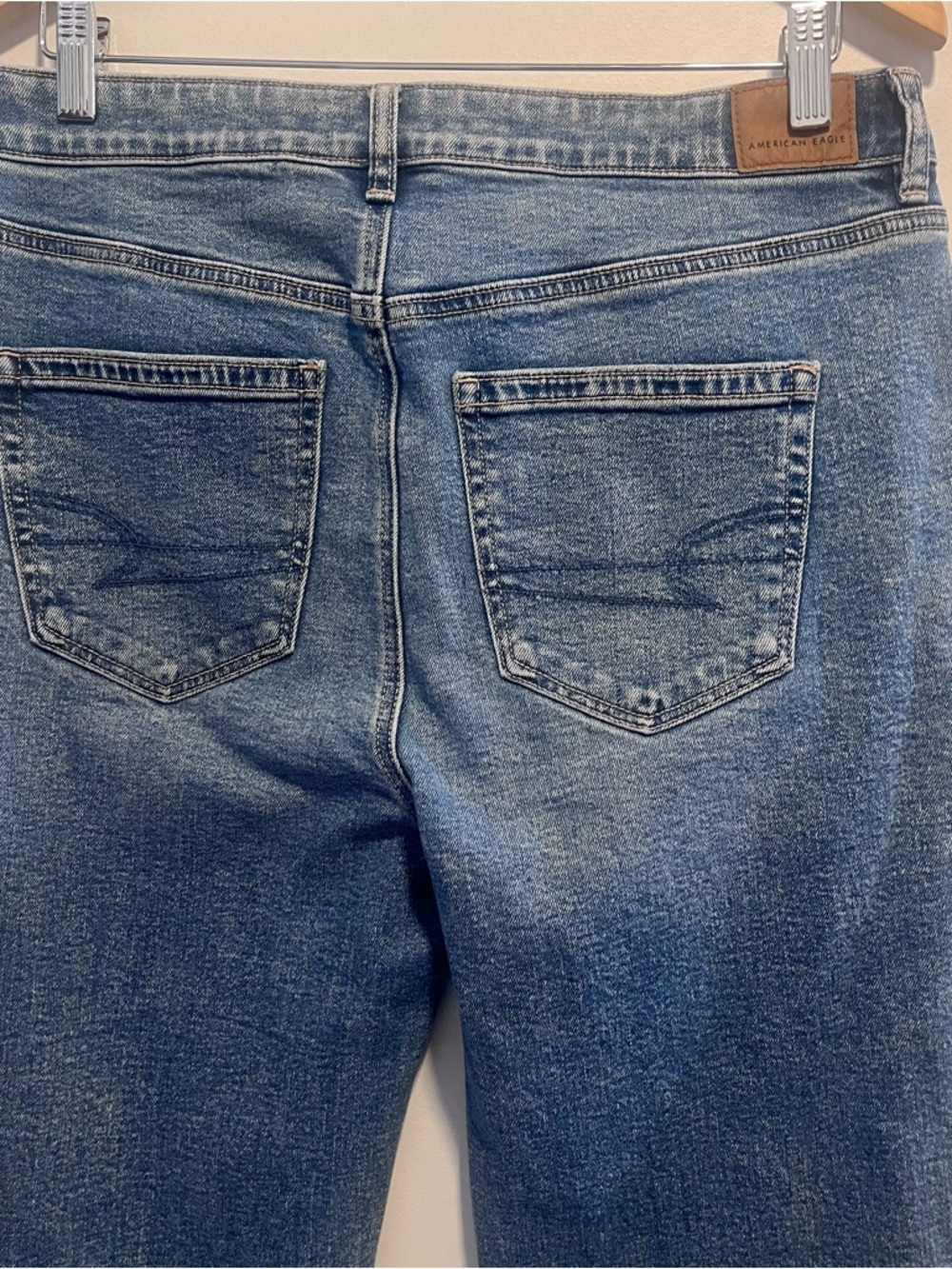 American Eagle Strigid Mom Jeans High Rise Distressed Ripped Vintage Y2K Denim - Picture 10 of 14